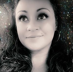 Meet your Posher, Zinnia